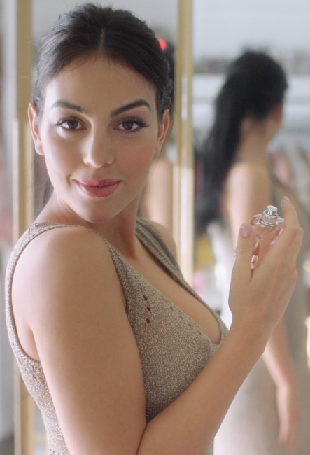 Georgina Rodriguez nella campagna Twinset del 2019